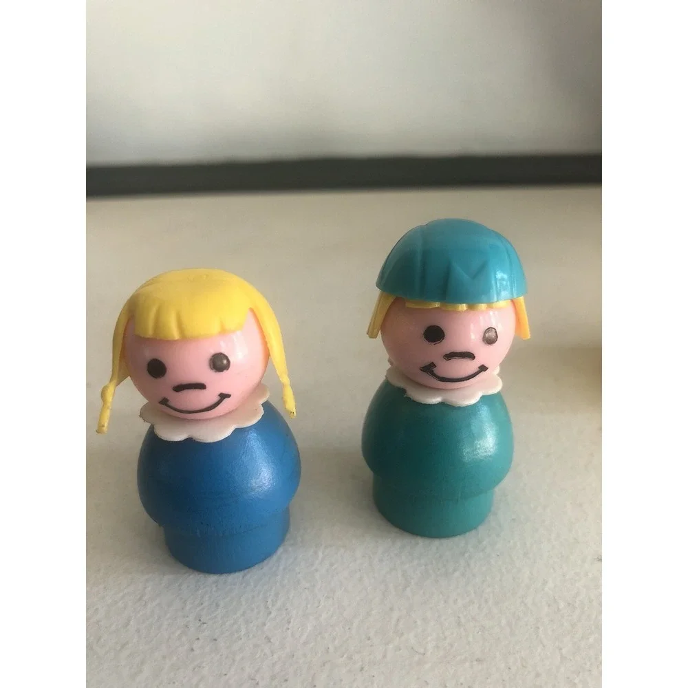 Vintage Fisher Price Little People Luggage Stewardess & Girl